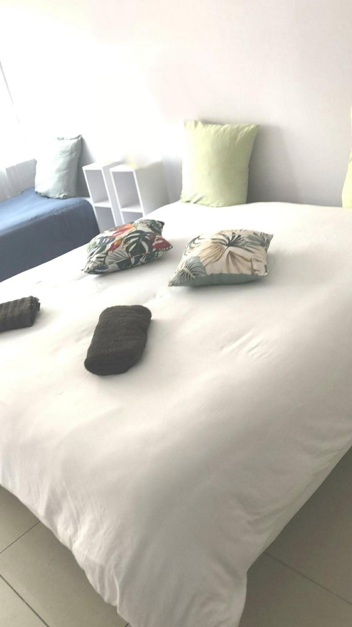 Sejour Perpignan Avec Petit-Dejeuner A La Demande Et Piscine A 20 Minutes De L'Espagne A Le Palace Climatise Ngoại thất bức ảnh